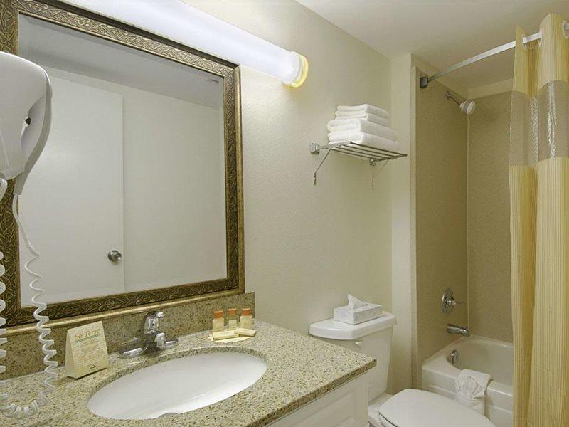 Days Inn By Wyndham Silver Spring Dış mekan fotoğraf