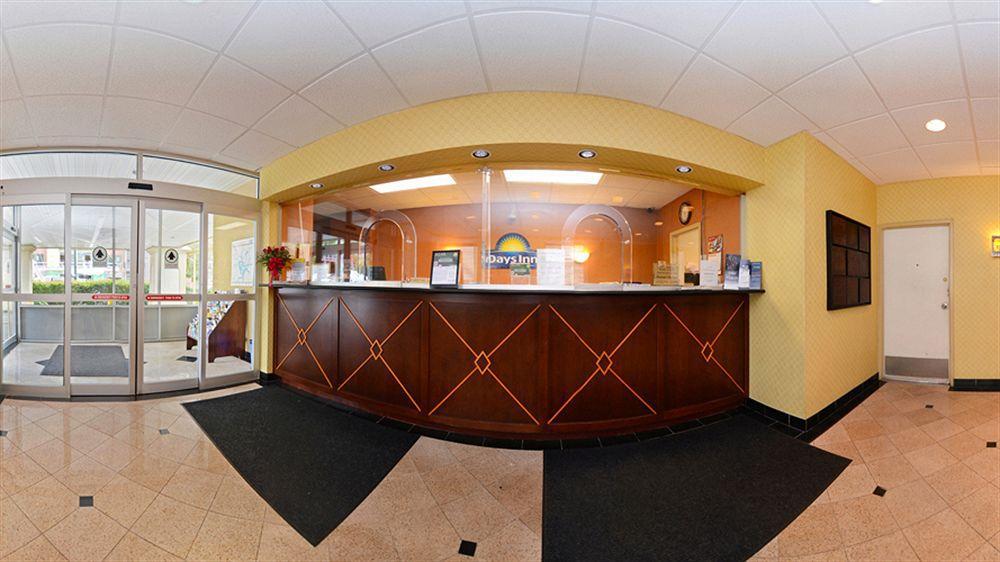 Days Inn By Wyndham Silver Spring Dış mekan fotoğraf