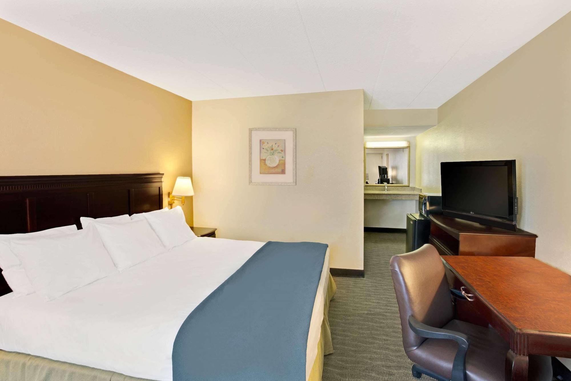 Days Inn By Wyndham Silver Spring Dış mekan fotoğraf